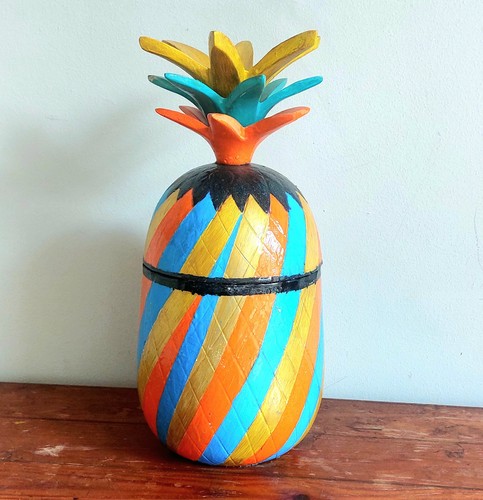 Bar bespoke pineapple ice - bespoke,