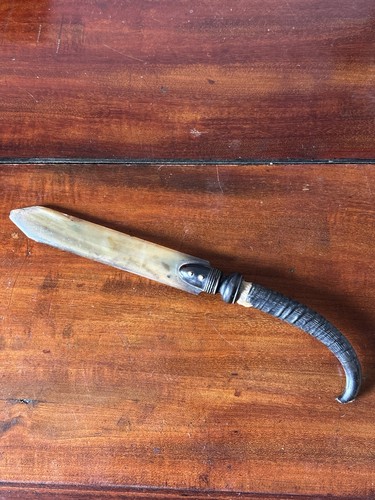 Swedish horn page turner - page, late