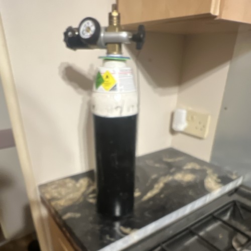 Medical oxygen pressurised - medical,