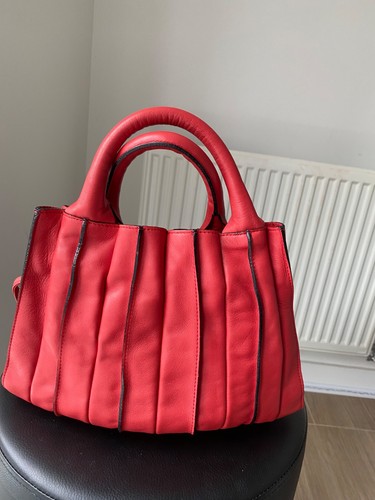 Lupo red leather fan shaped - lupo,