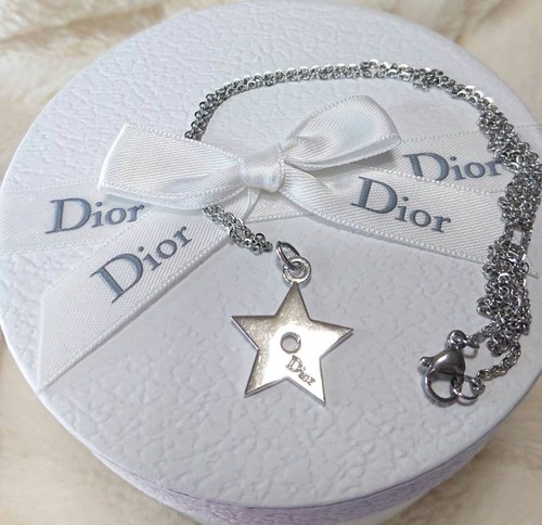 Christian dior charm - dior, necklace