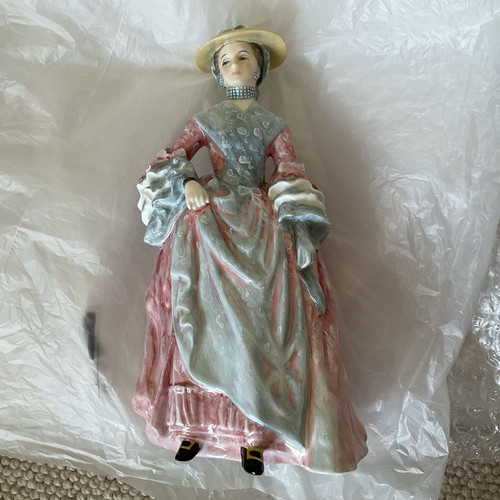 Royal doulton mary - royal,