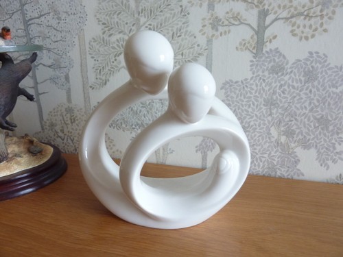 Circle love kim lawrence - by,