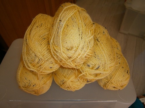 600 gms wool - gms, of