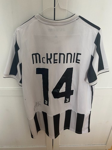 Juventus mckennie signed - juventus, shirt