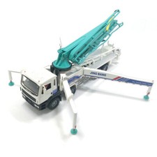 1:50 Concrete Pump Truck Toy