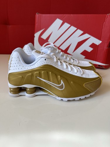 Nike shox metallic gold - metallic,