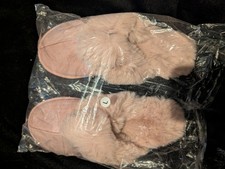 Ladies Snuggle Pink Slippers