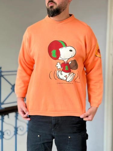 Vintage snoopy sweatshirt - snoopy,
