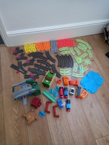 Thomas friends trackmaster - thomas,