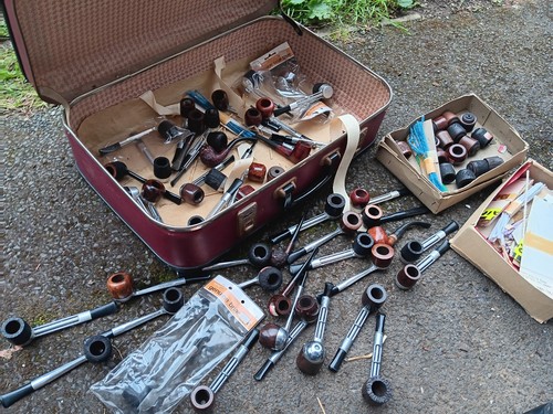 Antique pipes and - 48,