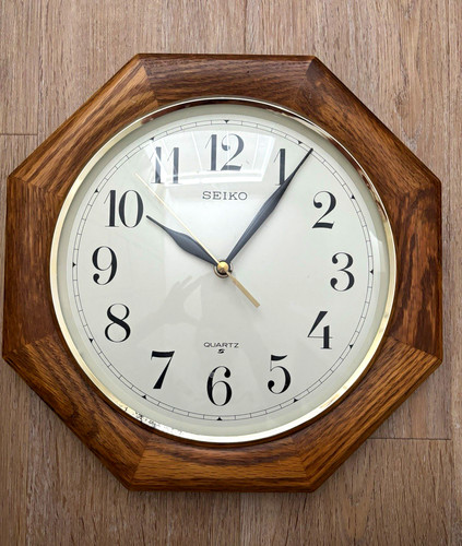 Seiko quartz octagonal natural - quartz,