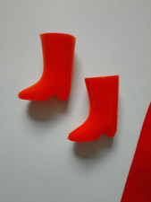 Sindy Doll 'Trendy Girl, Red