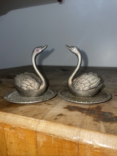 Pair swan ring holders ep - pair,