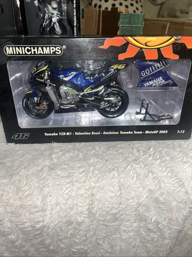 Minichamps yamaha yzr rossi - yamaha, yzr-m1