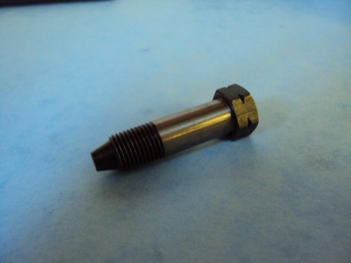 Triumph flywheel crank bolt - flywheel,