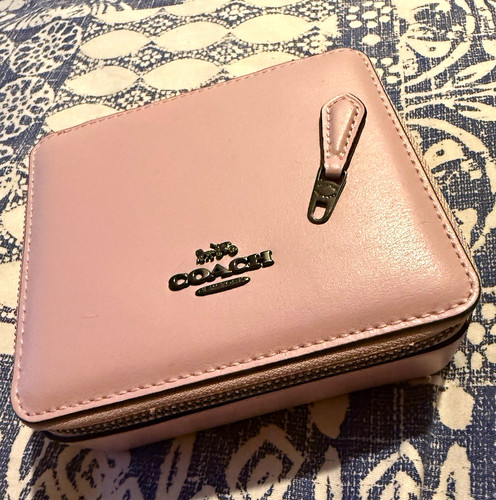 Coach pink leather zip around - coach, zip-around