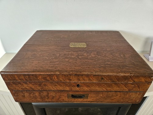 Vintage solid oak cutlery box - solid,
