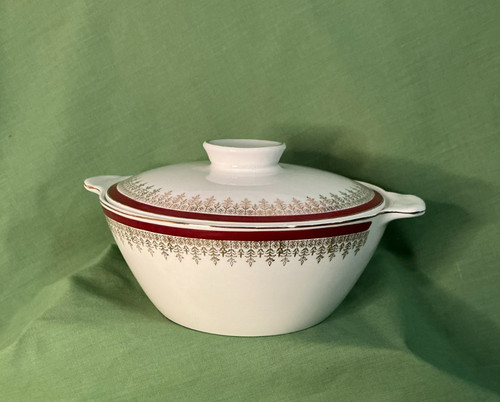 Myott royalty lidded - “royalty”,