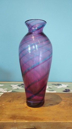 Vintage caithness glass - a,