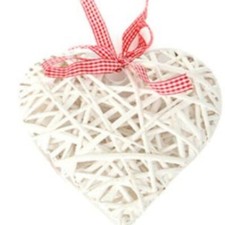 15cm White Wicker Heart with