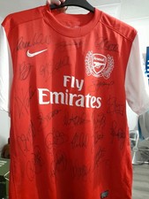 Arsenal shirt SIGNED BY 20