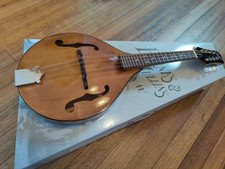 Mandolin - Barnes & Mullins