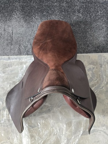 Handmade polo saddle
