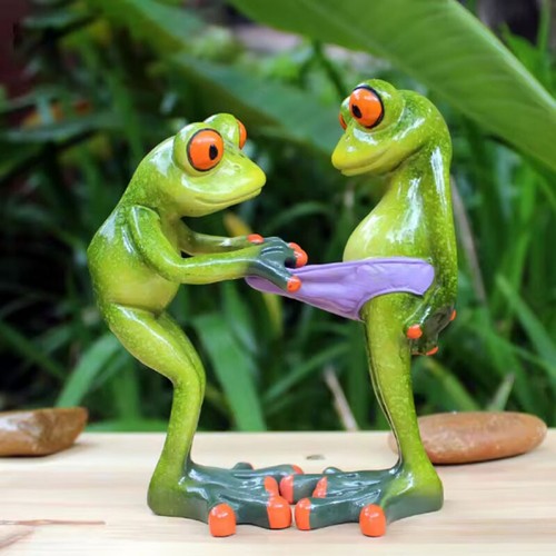 Pair frogs resin statue - 1,