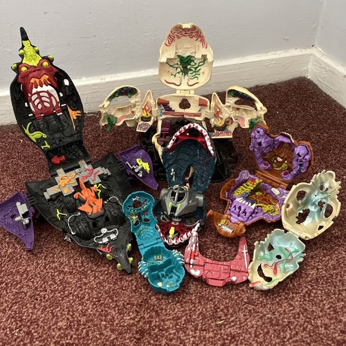 Mighty max takes - mighty, terror