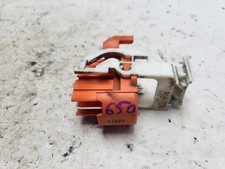 NISSAN LEAF BATTERY FUSE AND