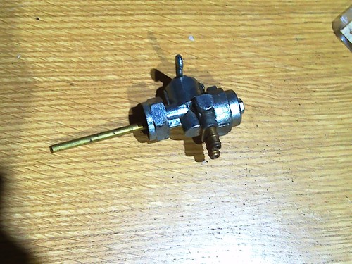 Suzuki petrol fuel - tap, t500