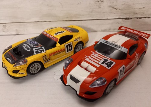 Scalextric cars both - scalextric, x2