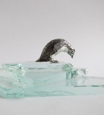 Penguin figurine solid - penguin,