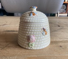 Vintage Beswick Ware Honey Honey Pot Bee Hive no 1819, 10 cm tall