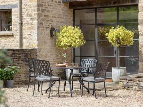 Bramblecrest rome black cast - rome,
