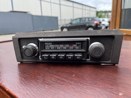 Phillips 454 car radio - radio,