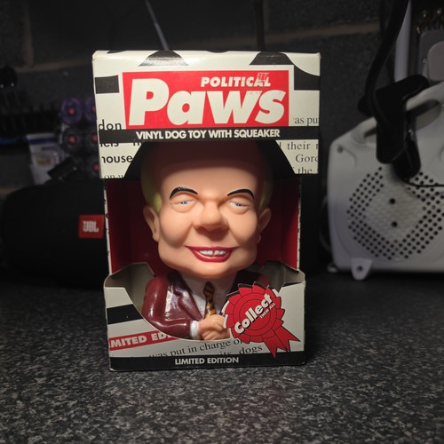 Political paws william - paws, hague