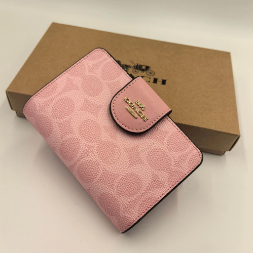 Brand new coach medium corner - brand,