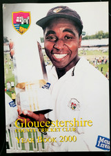 2000 GLOUCESTERSHIRE COUNTY CRICKET CLUB Year book, Excellent!