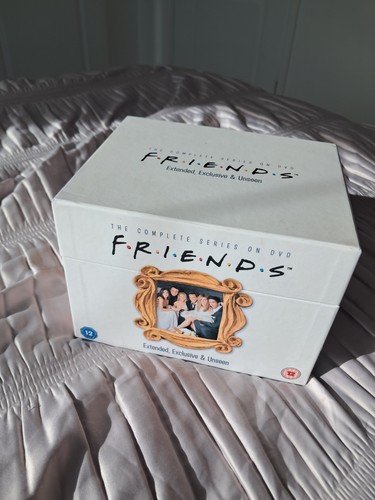 Friends complete series 10 - complete,