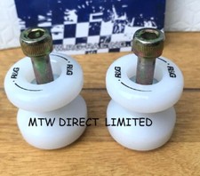 R&G M10 WHITE PADDOCK STAND BOBBINS COTTON REELS for KTM RC 390 (2014-2021)