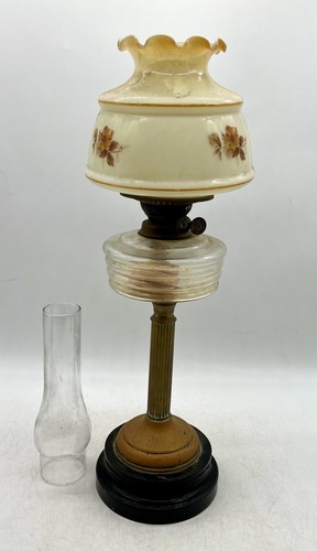 Brass columned oil - oil, lamp