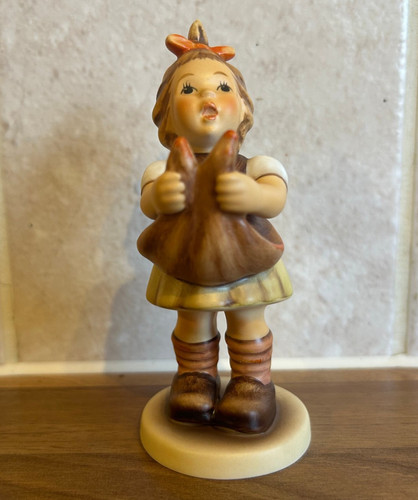 Hummel goebel figurine - hummel,