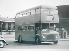 LONDON TRANSPORT BUS - RM 1