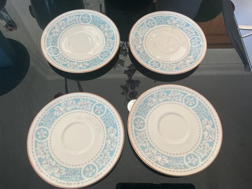 Royal doulton hampton court - doulton,