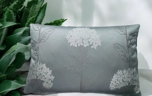 Decorative cushion cover