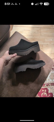 New unworn ugg black platform - new,,