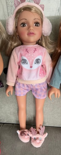 Gorgeous designer friend - friend, doll