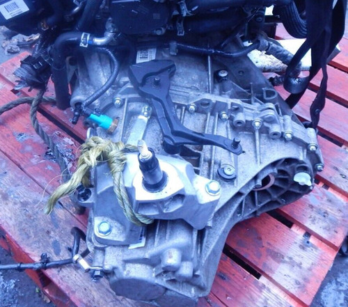 2014 nissan pulsar - -on,